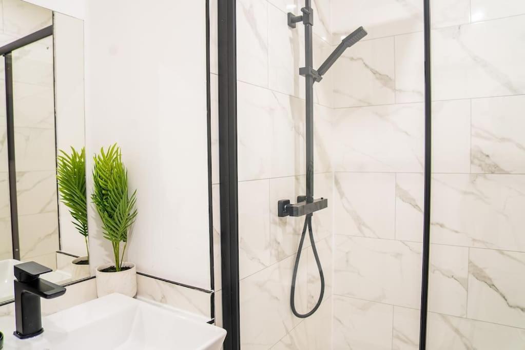 Five Star Boutique Studio Flat In Londres Extérieur photo